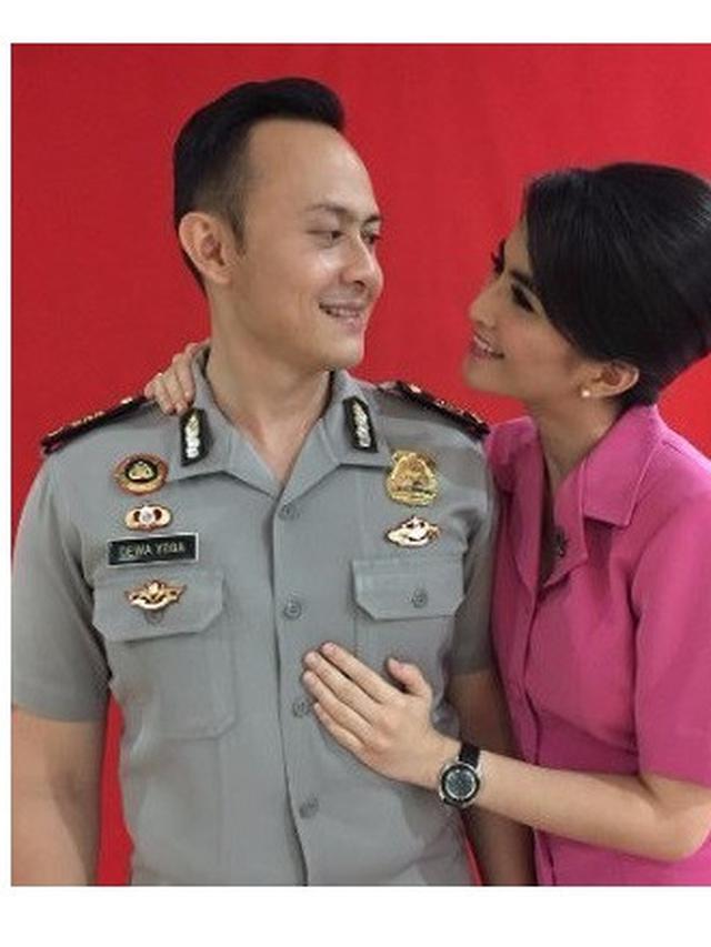 6 Potret Kadek Devi Temani Suami Bertugas, Jadi Ibu Bhayangkari