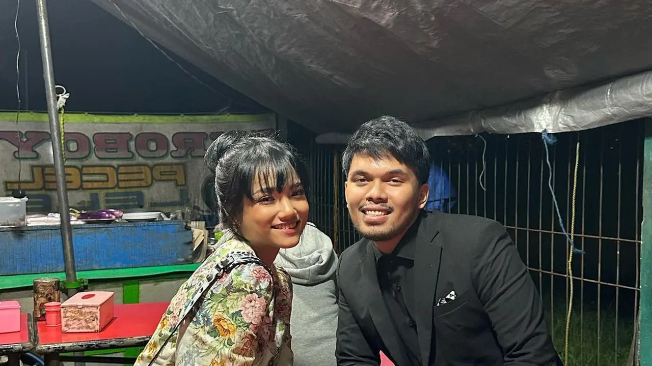 Thariq Halilintar dan Fuji. (Foto: Dok. Instagram @thariqhalilintar)