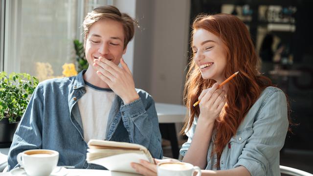 Ilustrasi komunikasi terhadap pasangan