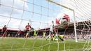 <p>Hingga babak pertama berakhir, MU masih unggul 1-0 atas Bournemouth. Tidak ada gol tamahan pada babak kedua. (Adrian DENNIS/AFP)</p>