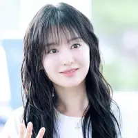 Kim Ji Won [Foto: Instagram/koreadispatch]