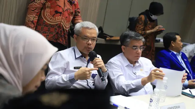 Menaker Yassierli Dorong Transformasi Digital Demi Keterbukaan dan Inklusivitas Ketenagakerjaan