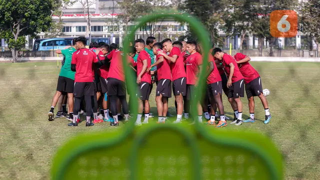 Foto: Timnas Indonesia U-24 Gelar Latihan Jelang Bertolak ke China untuk Asian Games 2022, 7 Pemain Telat Gabung