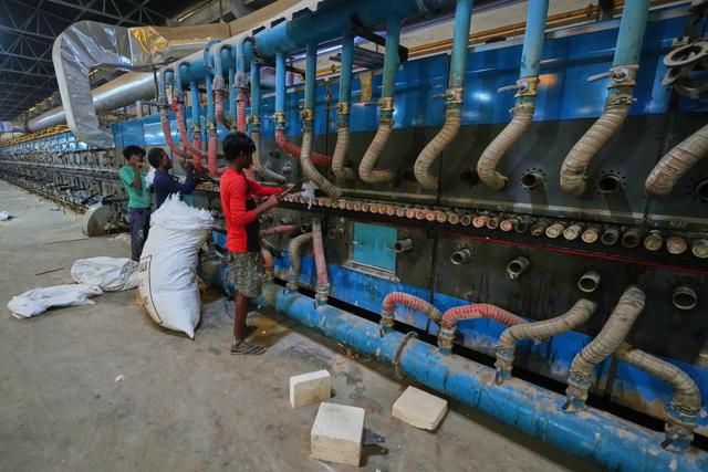 Kesulitan Pasokan Gas, Industri Keramik di Morbi India Terhenti