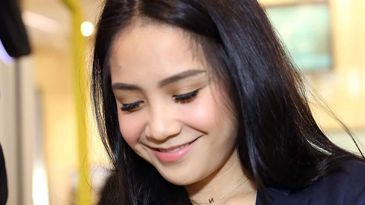 [Bintang] Nagita Slavina