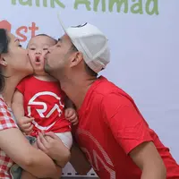 Raffi Ahmad, Nagita Slavina, dan Rafathar. (Andy Masela/Bintang.com)