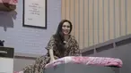 Ayu Ting Ting terlihat begitu memsona dengan memakai piyama berwarna coklat. Ayu Ting Ting tampil dengan wajah begitu bahagia saat menjalani syuting acara sahur televisi swasta yang mengharuskannya memakai piyama. (KapanLagi.com/Muhammad Akrom Sukarya)