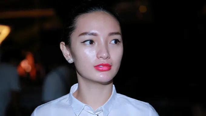 [Bintang] Zaskia Gotik 