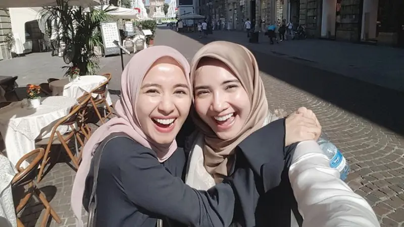 Laudya Cynthia Bella dan Zaskia Sungkar