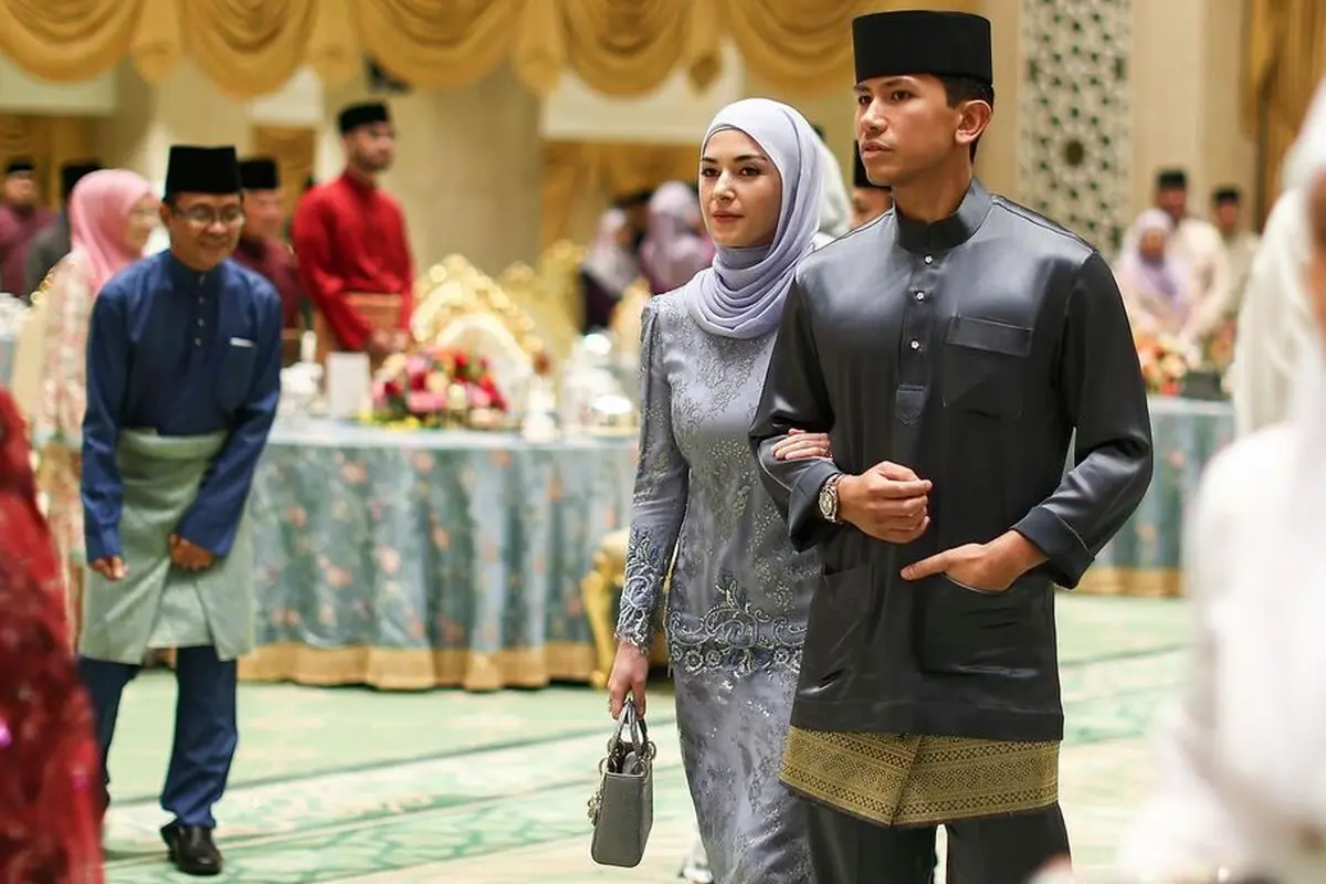 Baju Lebaran lace public figure