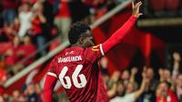 Wonderkid Bayern Munchen yang dipinjamkan ke Adelaide United, Nestory Irankunda. (Bola.com/Dok.Instagram Adelaide United).