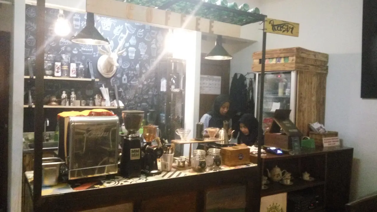 Raya's Kitchen and Coffee