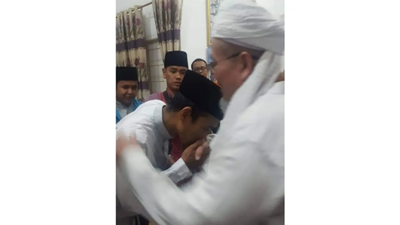 Kenangan Ustaz Abdul Somad bersama Ustaz Tengku Zulkarnain.