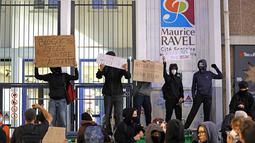 Prancis menghadapi gelombang protes dan pemogokan massal pada Kamis (18/9/2025). (GEOFFROY VAN DER HASSELT/AFP)