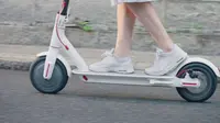 Smart electric scooter dari Xiaomi (xiaomi)