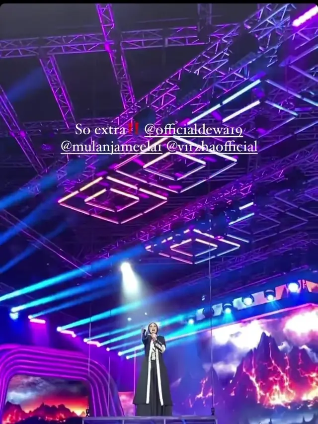 Aksi Mulan Jameela di Malam Puncak HUT SCTV 33 XtraOrdinary (Sumber foto: reposted by Instagram @mulanjameela1)