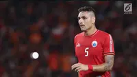 Bek Persija: Sepak Bola Indonesia Lebih Keras Ketimbang Brasil