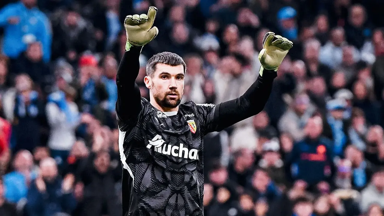 Mathew Ryan - Marseille Vs RC Lens di Ligue 1 2024/2025