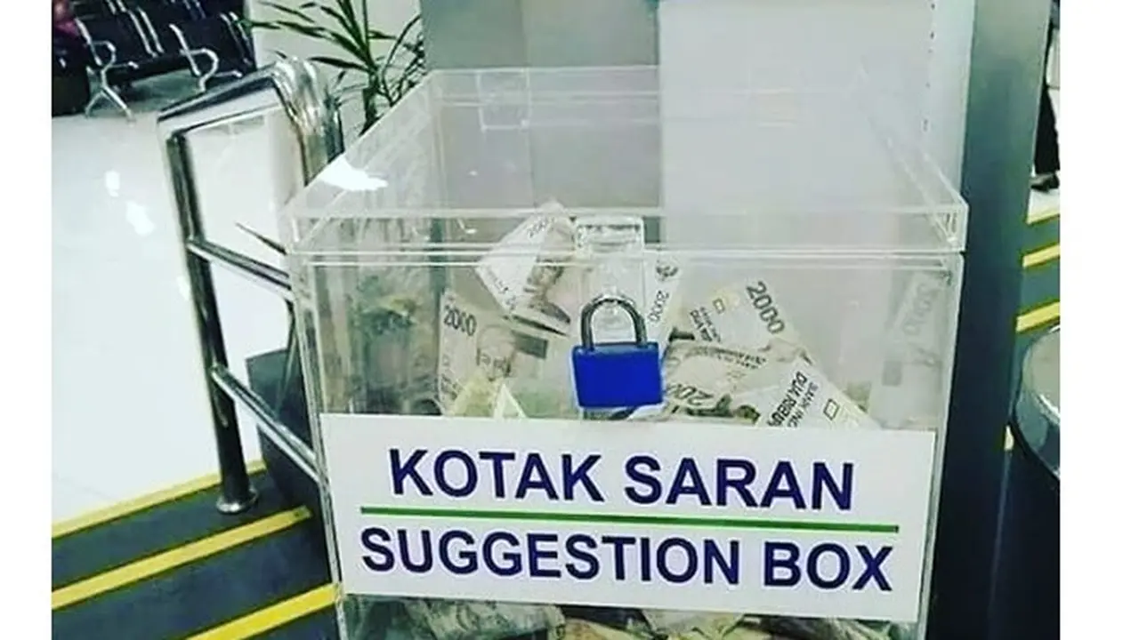 Dikira Kotak Amal, 5 Foto Ini Buktikan Orang Indonesia Dermawan