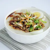 Bubur ayam. (via: resepharian.com)