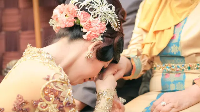 [Bintang] Langkah-Langkah Menikah ala Solo