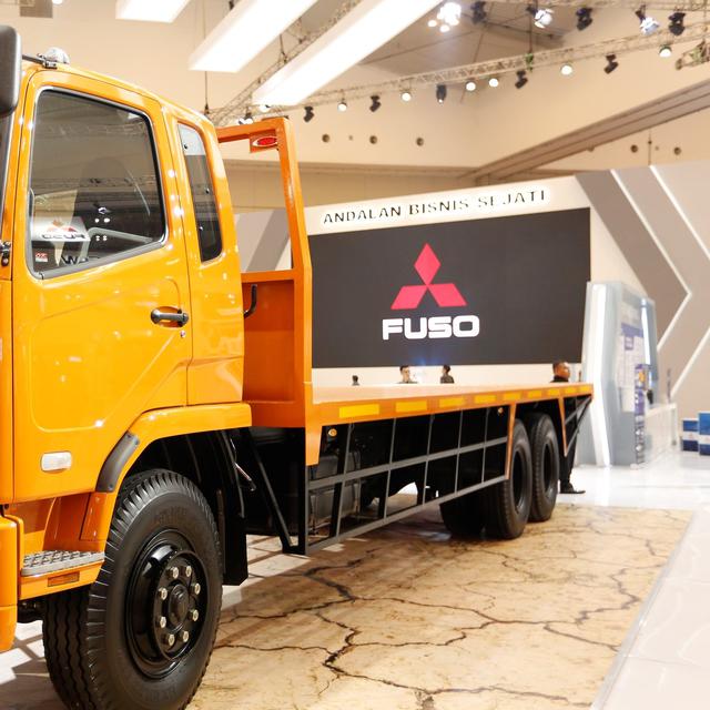 20 Inspirasi Gambar Sketsa Truk Fuso Tea And Lead