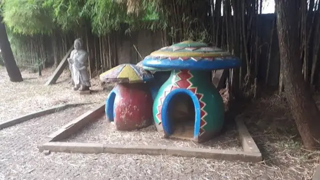 Rumah Siput dan Jamur Tuyul dan Mbak Yul