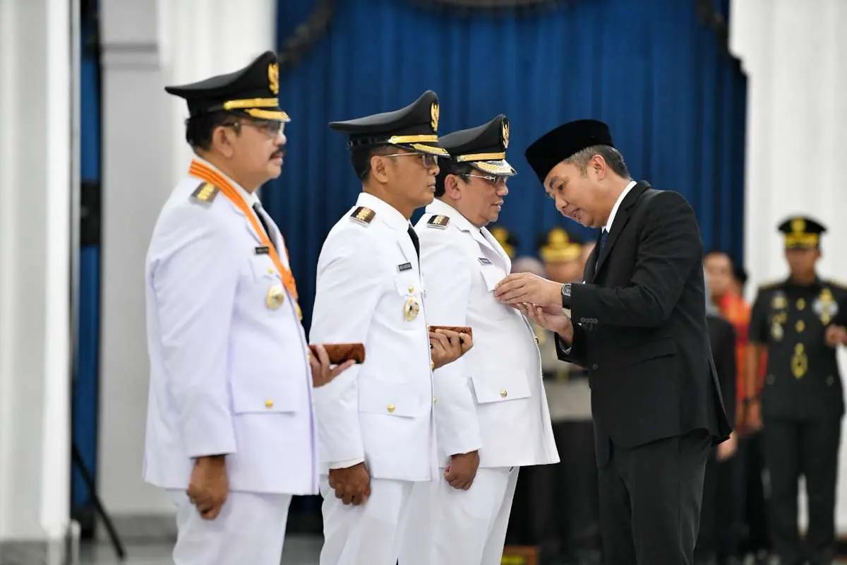 Pelantikan Pj Kepala Daerah di Gedung Sate, Kota Bandung, Jawa Barat, Sabtu (20/4/2024).