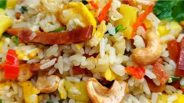 Nasi goreng nanas