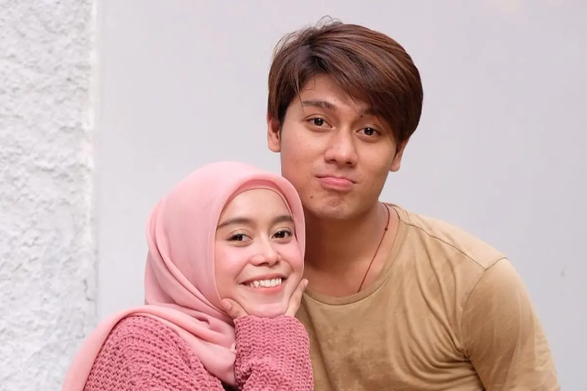 [Fimela] Lesti Kejora dan Rizky Billar
