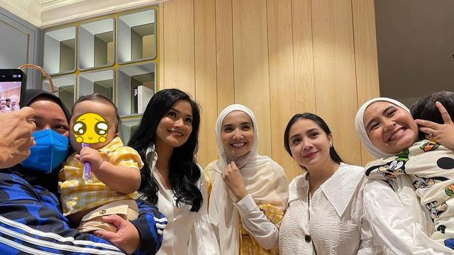 11 Tahun Menikah, Ini 7 Momen Acara Syukuran Irwansyah dan Zaskia Sungkar