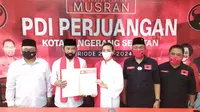 Partai Demokrasi Indonesia Perjuangan (PDIP), akhirnya resmi memberikan rekomendasi dukungan kepada bakal calon wali kota Muhamad dan wakil wali kota Rahayu Saraswati Djojohadikusumo, di Pilkada Kota Tangerang Selatan (Tangsel).