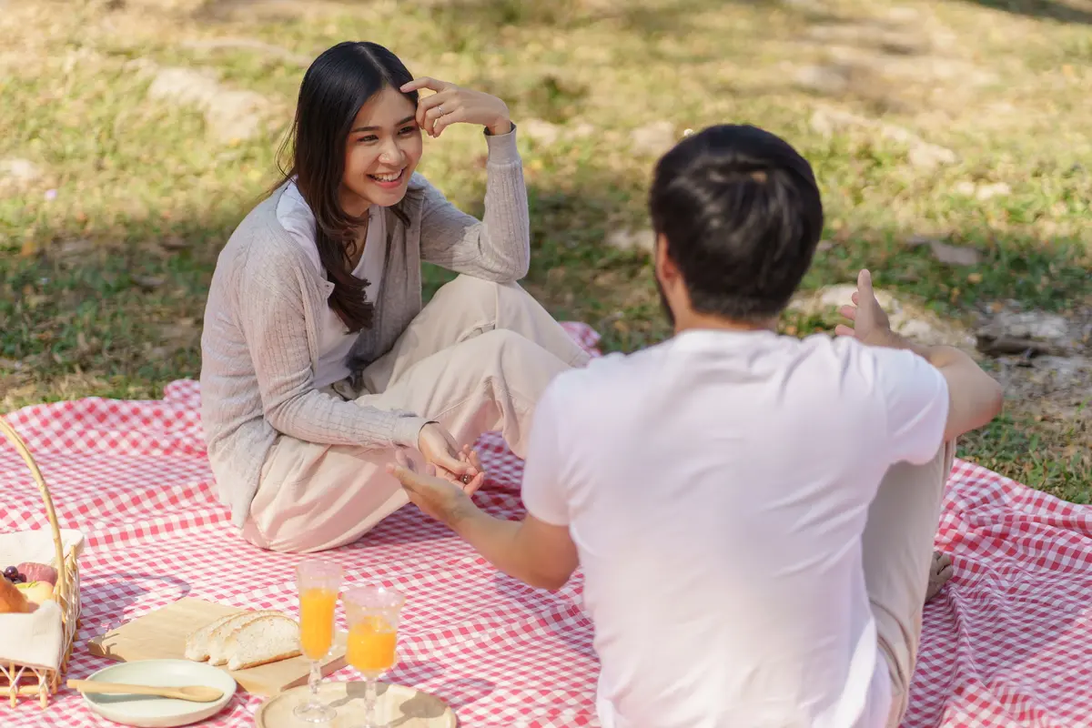 Ngedate Bareng Pasangan