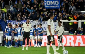 3 Pemain Terburuk MU Saat Kalah 1-4 dari Como