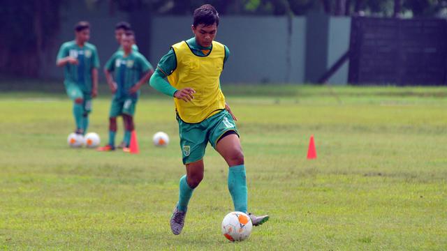 Ahmad Irianto, Persebaya