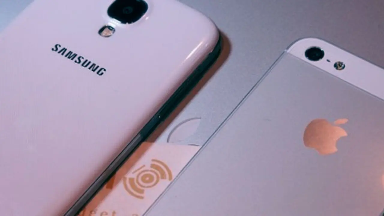 samsung-apple-131213b.jpg