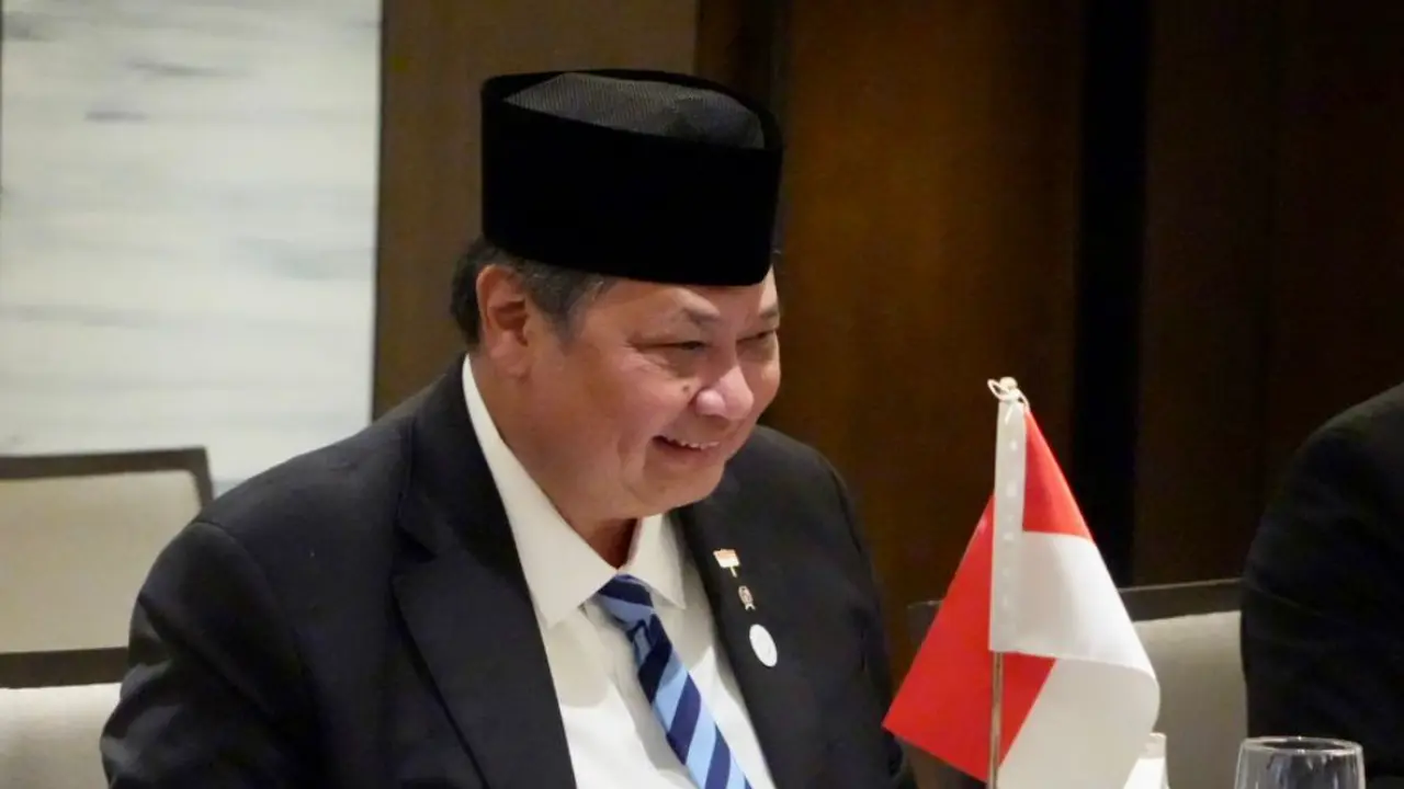 Pertemuan Menko Bidang Perekonomian Airlangga Hartarto dan Minister for Trade and Industry Singapura Gan Kim Yong. (Foto: ekon.go.id)