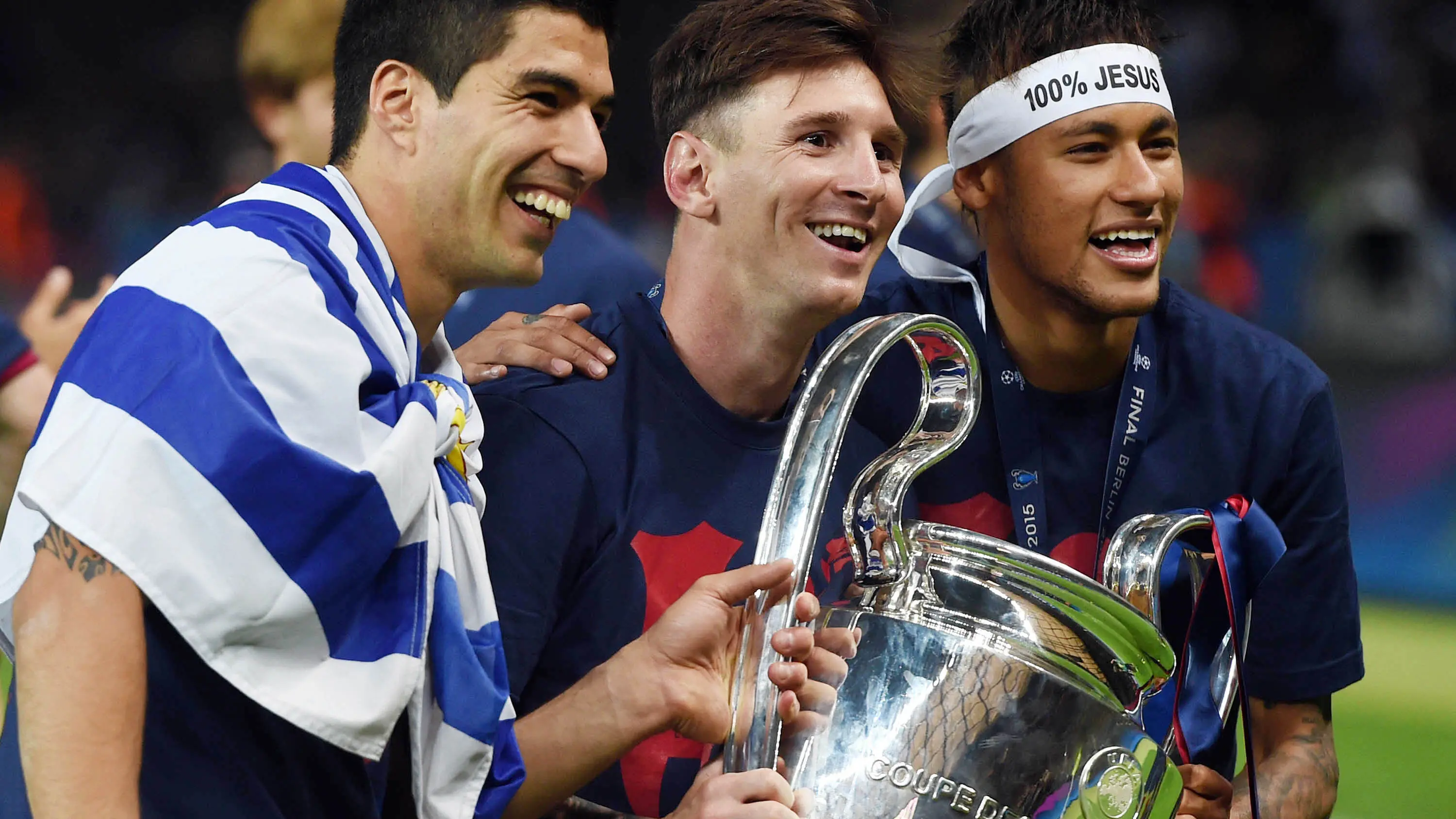 Neymar merasa menjadi pelayan Luis Suarez dan Lionel Messi. (AFP/Patrik Stollarz)