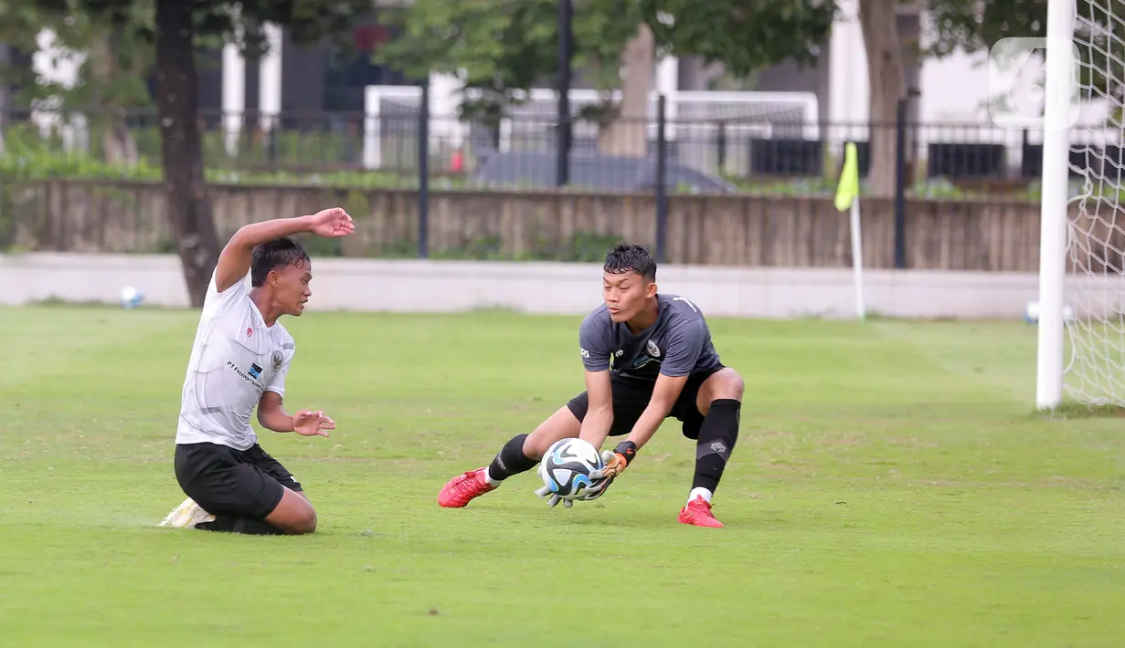 Pelatih Indra Sjafri kali ini memanggil 34 pemain untuk mengikuti latihan tersebut. (Bola.com/M. Iqbal Ichsan)