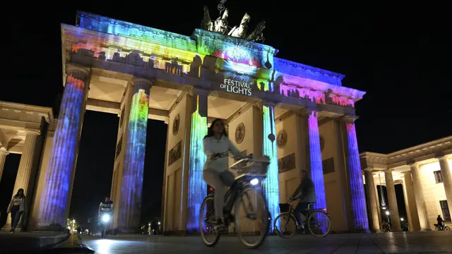 FOTO: Kilau Festival Cahaya Kota Berlin