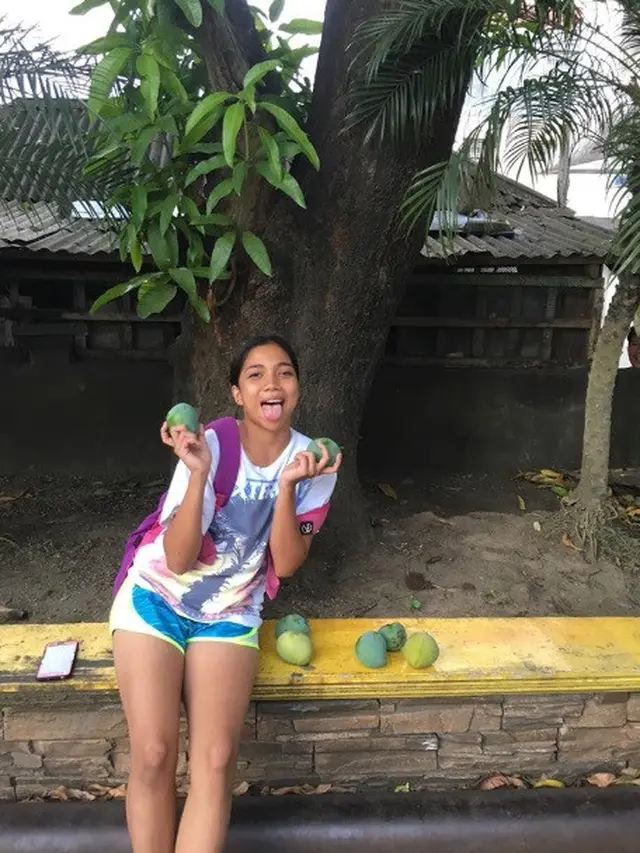 petik mangga ala cheerleader