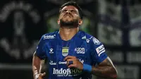 Persib Bandung Tumbang di Pamekasan, Gol Mitkov Antarkan Madura United Menang 1-0