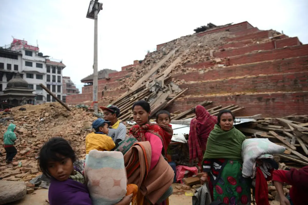 Bangunan Bersejarah Nepal Rusak Parah