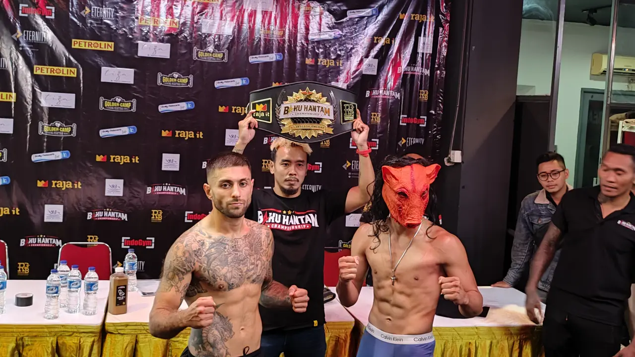 Timbang badan Baku Hantam Championship