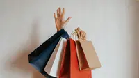 YOLO vs Frugal, Dilema Gaya Hidup Anak Muda Jakarta
