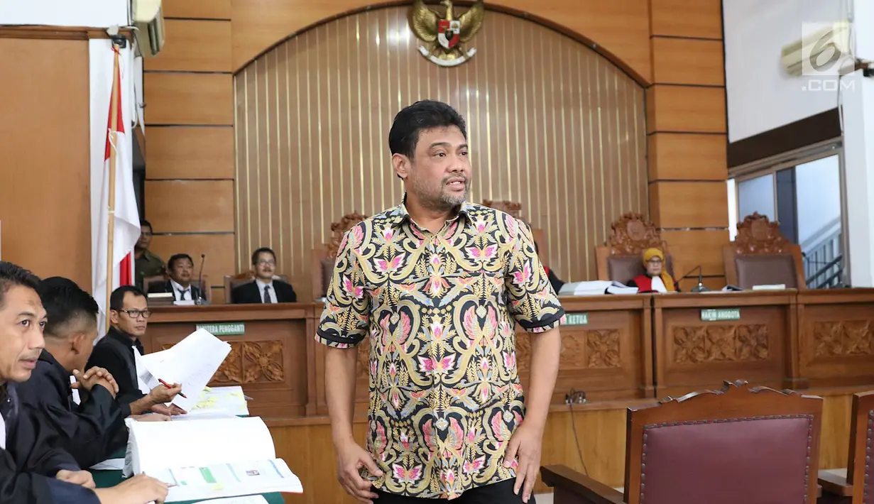 Presiden KSPI, Said Iqbal menjadi saksi dalam sidang kasus dugaan penyebaran berita bohong atau hoaks dengan terdakwa Ratna Sarumpaet di PN Jakarta Selatan, Selasa (9/4). Sidang dengan agenda mendengarkan keterangan dari 4 orang saksi salah satunya yaitu Said Iqbal. (Liputan6.com/Immanuel Antonius)