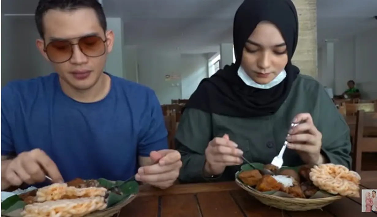 Citra Kirana dan Rezky Aditya (Youtube/Ciky Citra Rezky)