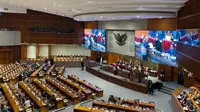 DPR RI resmi mengesahkan Undang-Undang Kesehatan. Paripurna digelar di ruang rapat paripurna DPR di Kompleks Parlemen pada Selasa (11/7/2023) dan dipimpin oleh Ketua DPR Puan Maharani.