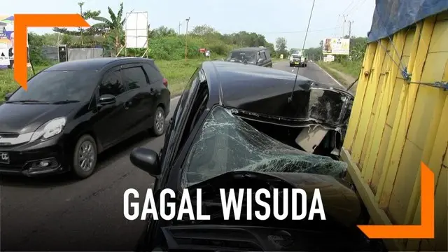 Akibat tabrakan dengan truk yang alami ban pecah, satu keluarga gagal hadiri wisuda.