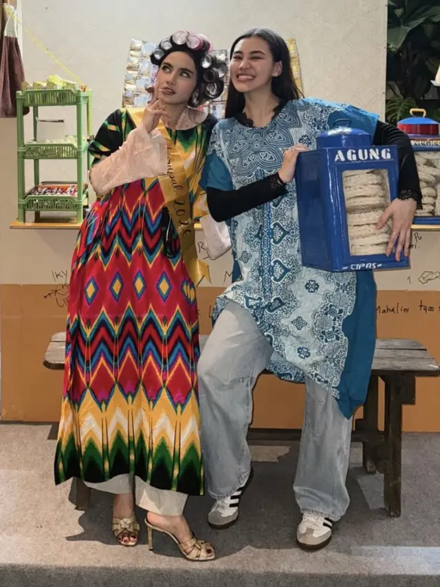 Aaliyah Massaid kenakan daster saat Mahalini Dapat Kejutan Ulang Tahun ke-26. [@aaliyah.massaid]